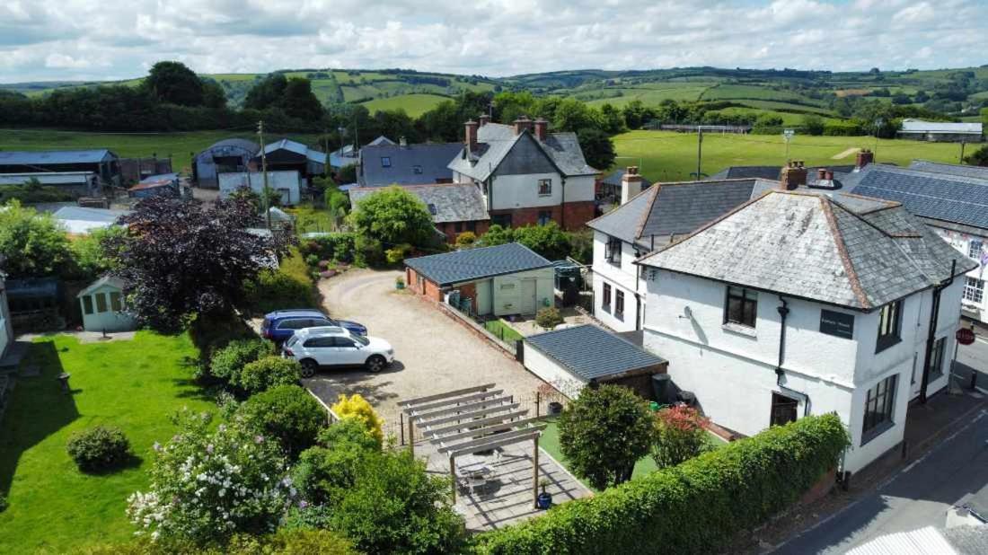 Exmoor House Bed & Breakfast Wheddon Cross Exterior foto